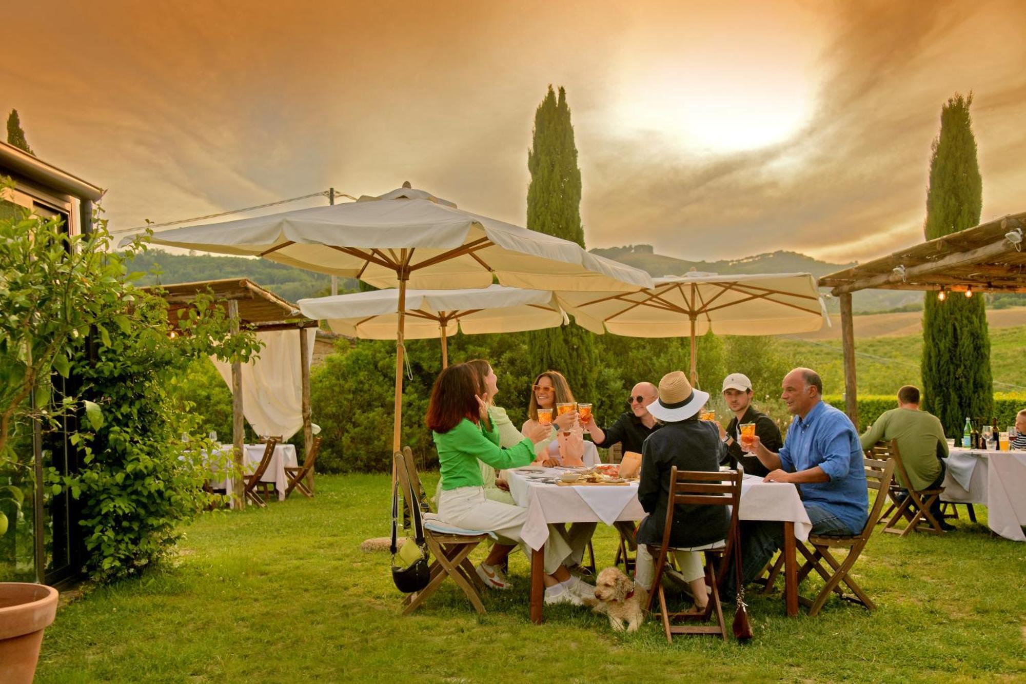 Locanda Le Giunche กวาร์ดิสตัลโล ภายนอก รูปภาพ